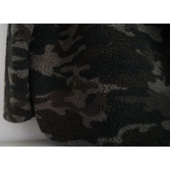 Koolaburra by UGG A458762 Women's Sz L Sage Camo Brushed Back Sherpa Pullover - Picture 6 of 11